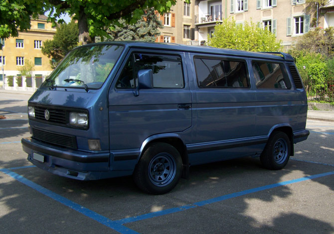 VW Bus Ferien Johnny Blue